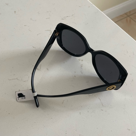 Brand New Versace Rectangle Acetate Sunglasses w/ Medusa Temples - Picture 4 of 11